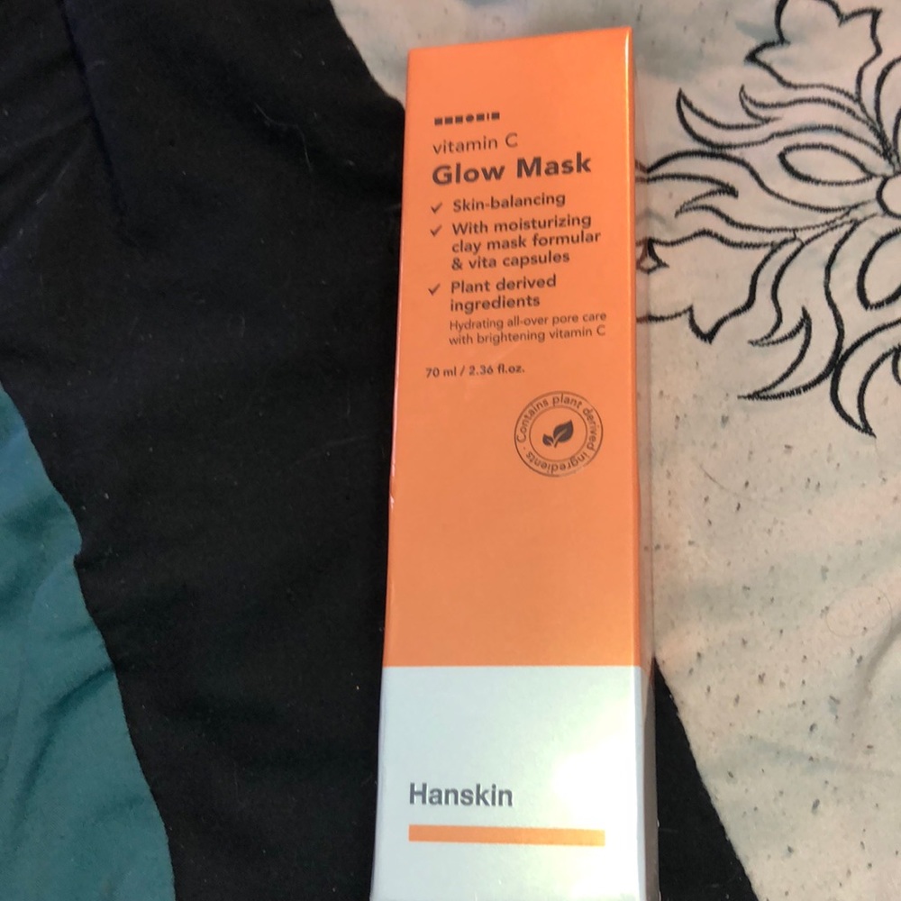 Hanskin vitamin C glow mask